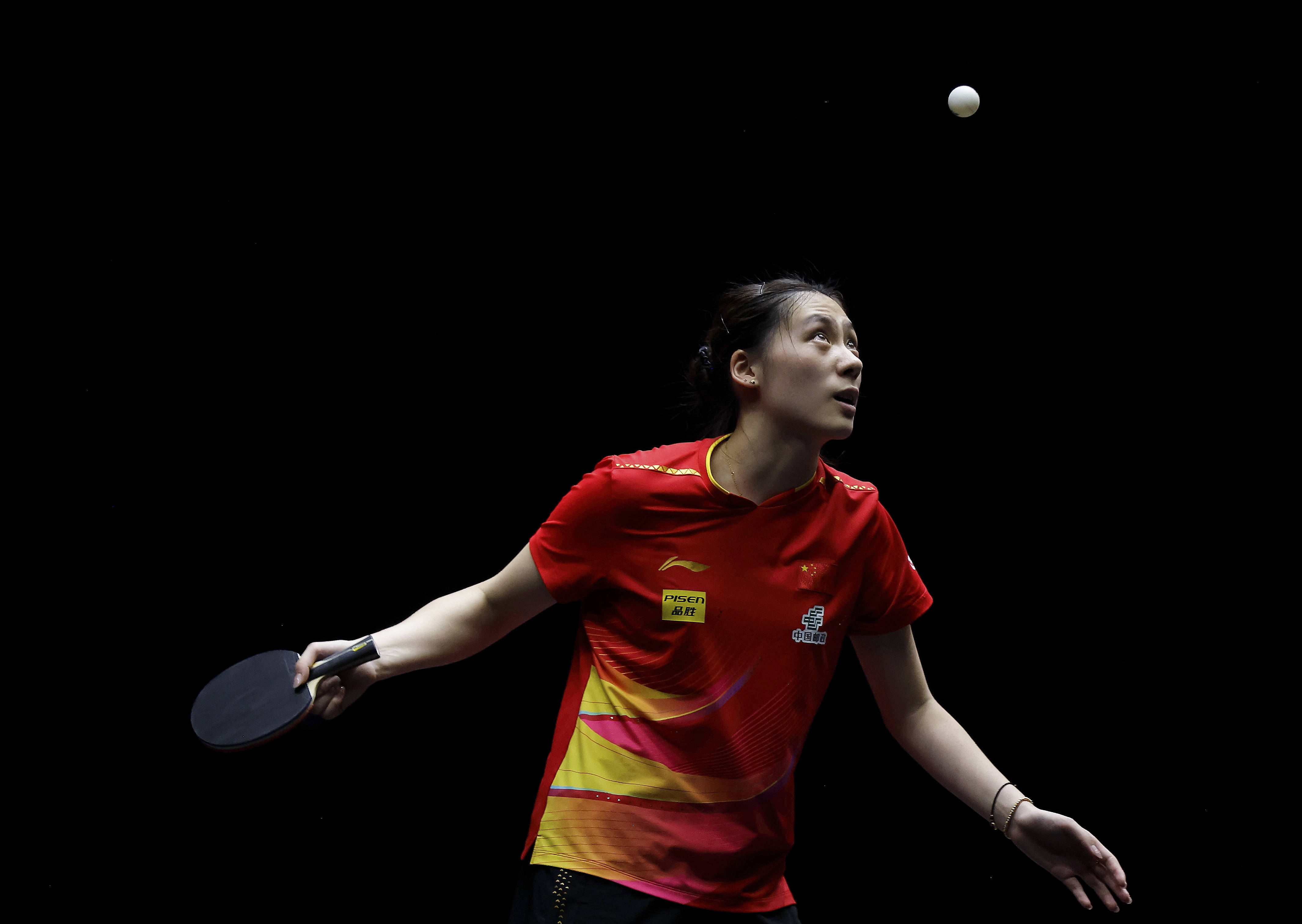 而在防守端 而在防守端