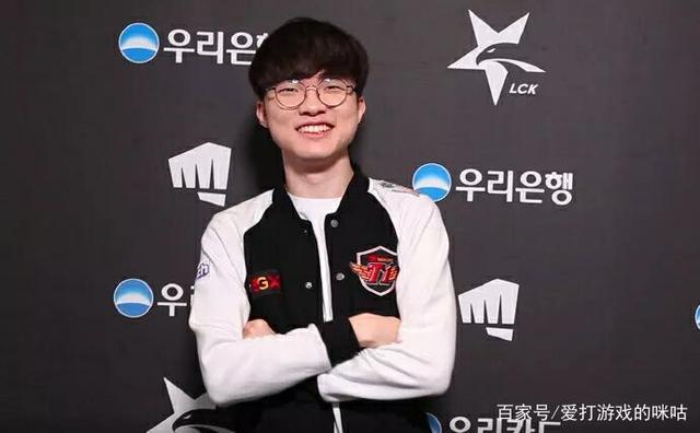 中的表现与 中的表现与