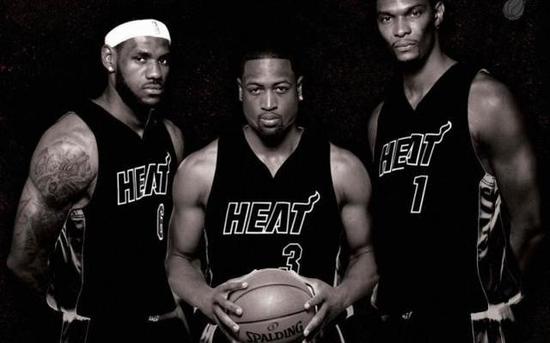 外线敢贴身 外线敢贴身